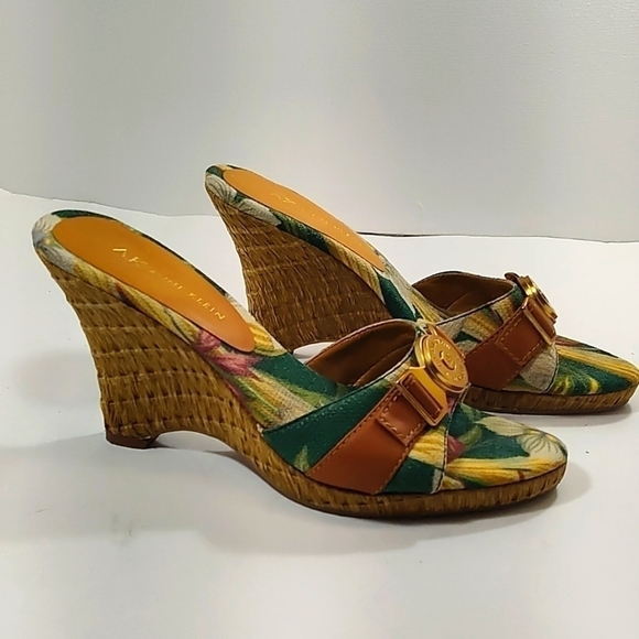 ANNE KLEIN multi-color women's shoes slides wedge sandals Size: 7.5M - Picture 1 of 5